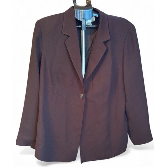 August Max Woman Jackets & Blazers - August Max Woman Black One Button Blazer Size 18W